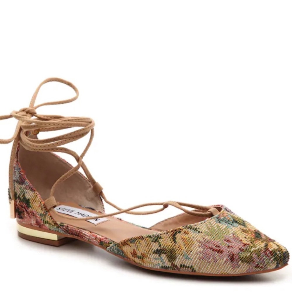 Steve Madden Size 8.5 Floral Ballerina Brocade Tapestry Lace Up Sandals Flats